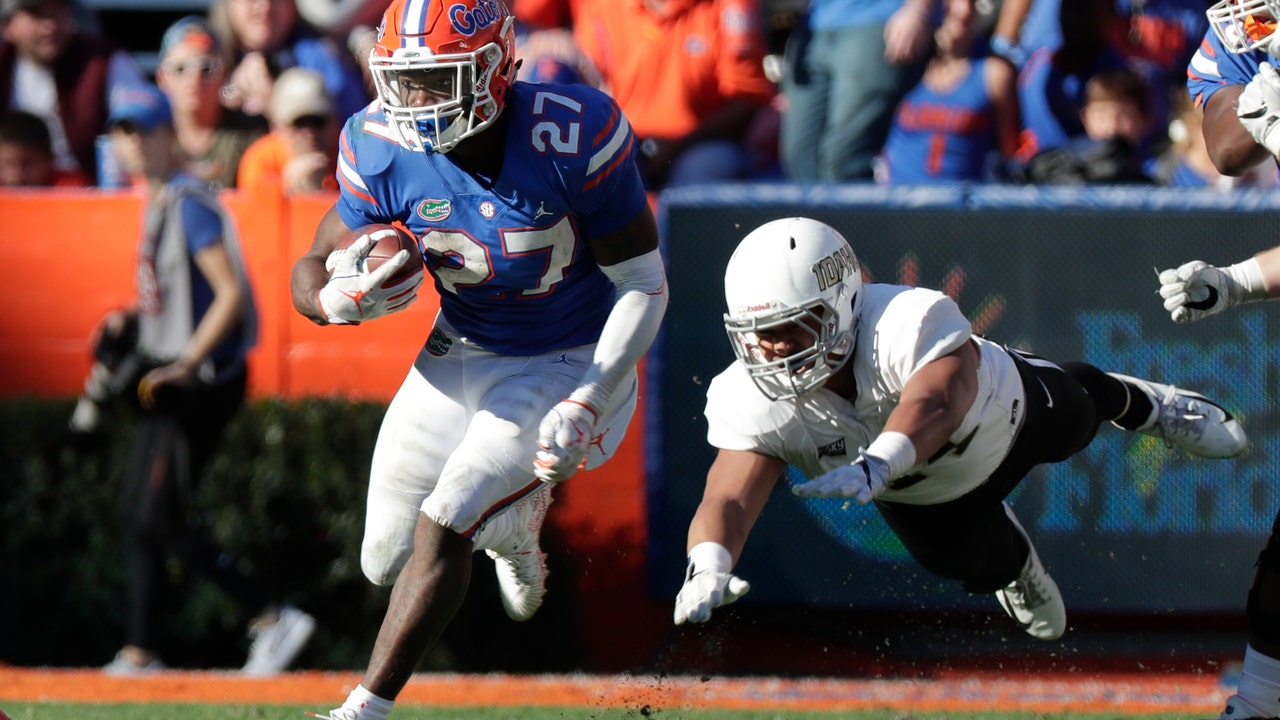 No. 13 Florida rides Feleipe Franks’ arm to rout Idaho 63-10